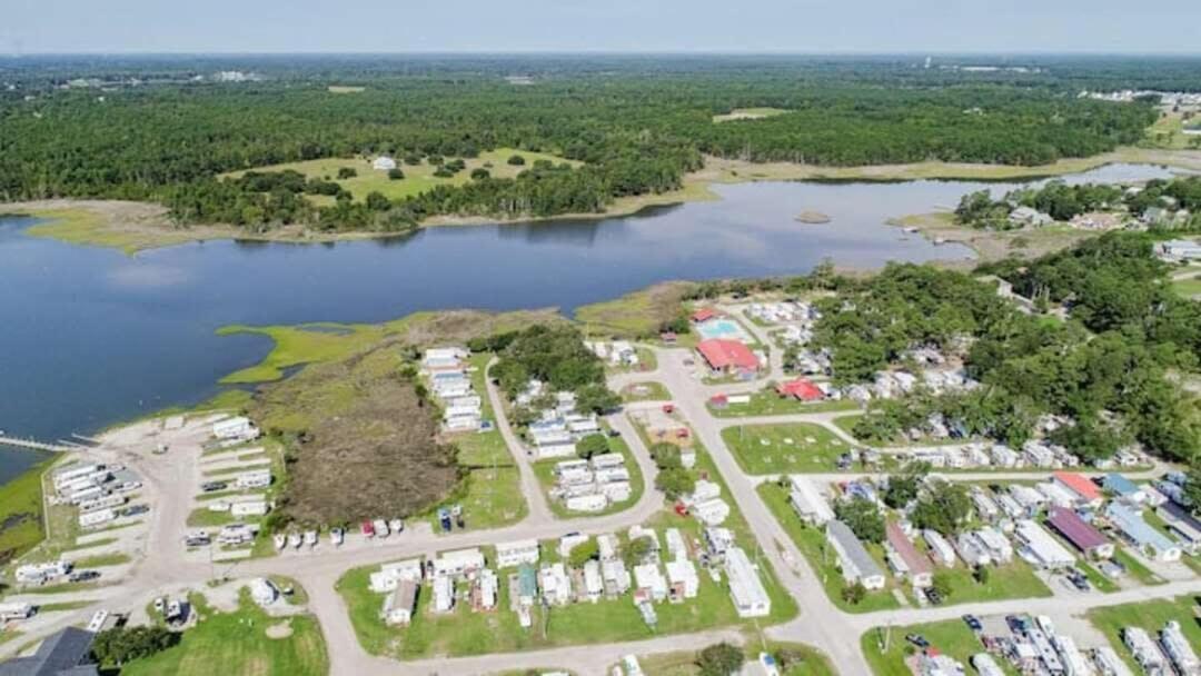 Surf City 2Br Park Home With Waterfront View And Parking Kültér fotó