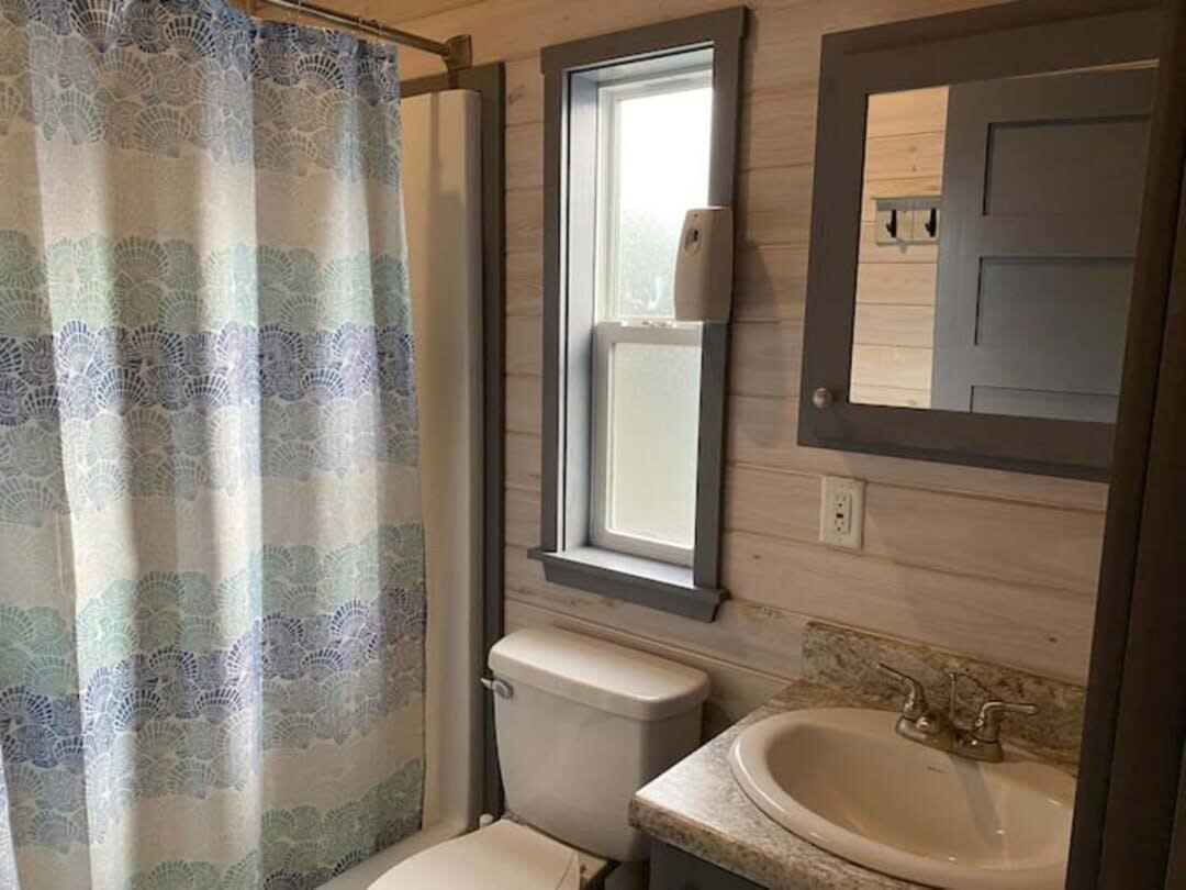 Surf City 2Br Park Home With Waterfront View And Parking Kültér fotó